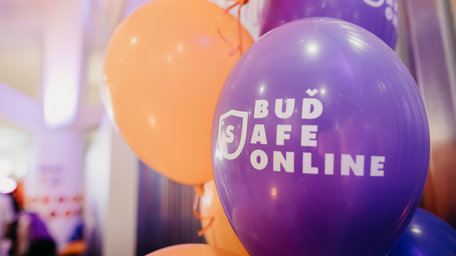 Vzdělávací program Buď safe online slaví 5 let