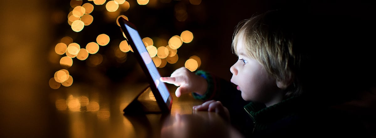 How_much_screen_time_should_children_have-Hero