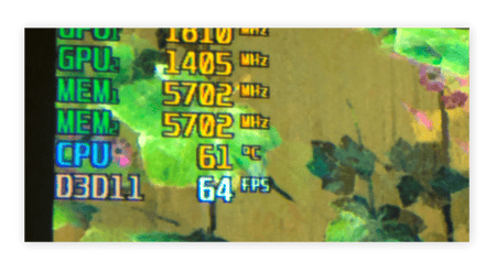Overlay im Spiel mit der Anzeige der CPU- und GPU-Temperaturen