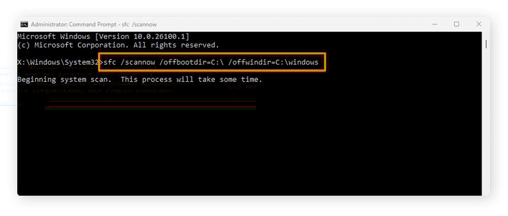 Ein Screenshot, der die Ausführung des SFC scannow-Befehls auf dem Windows-Wiederherstellungsmedium zeigt