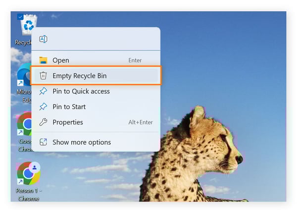 Emptying the recycling bin on Windows 11.