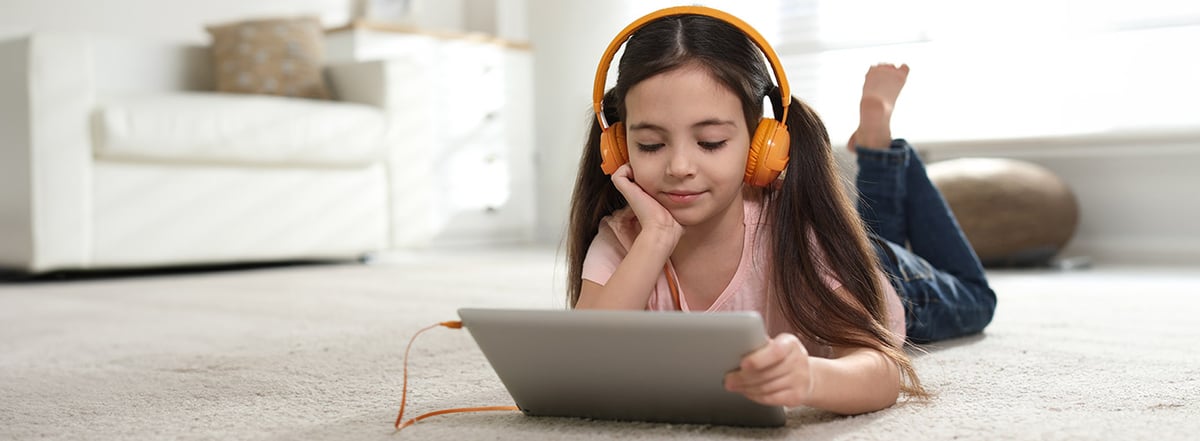 Academy-How-to-Keep-Kids-Safe-Online-Hero