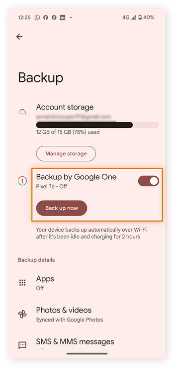 Captura de tela de configurações do Android com a opção de fazer backup no Google One destacada.