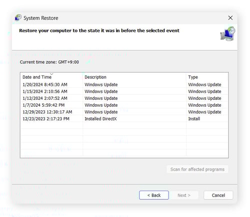  Vista da restauração do sistema. Mostra vários pontos nos quais algo novo foi instalado e oferece reverter o Windows para antes desse momento.