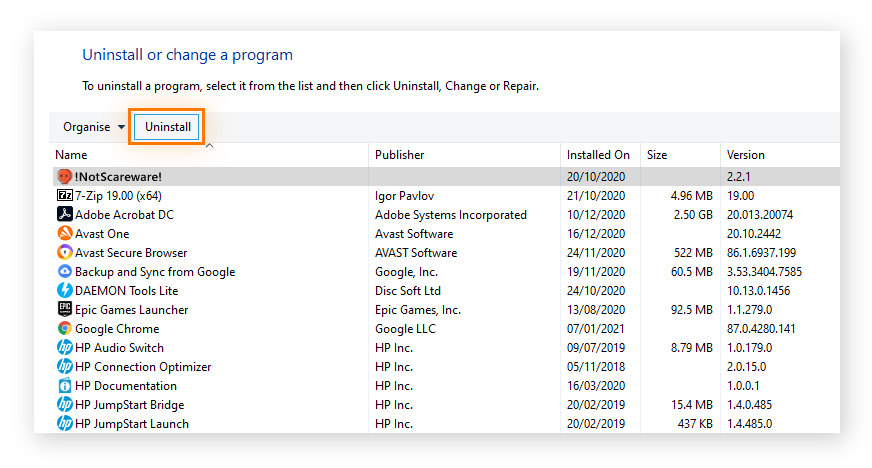 Se débarrasser d’un scareware en désinstallant une application depuis le Panneau de configuration de Windows.
